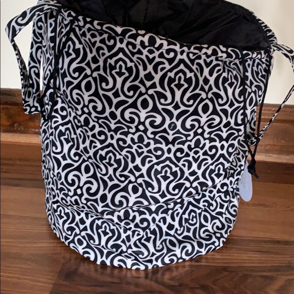 Initials Inc Pop & Go Small Bin New With Tags